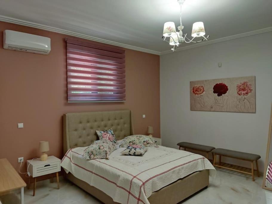 Ebony And Ivory Suites Drosia (Central Greece) Exterior photo