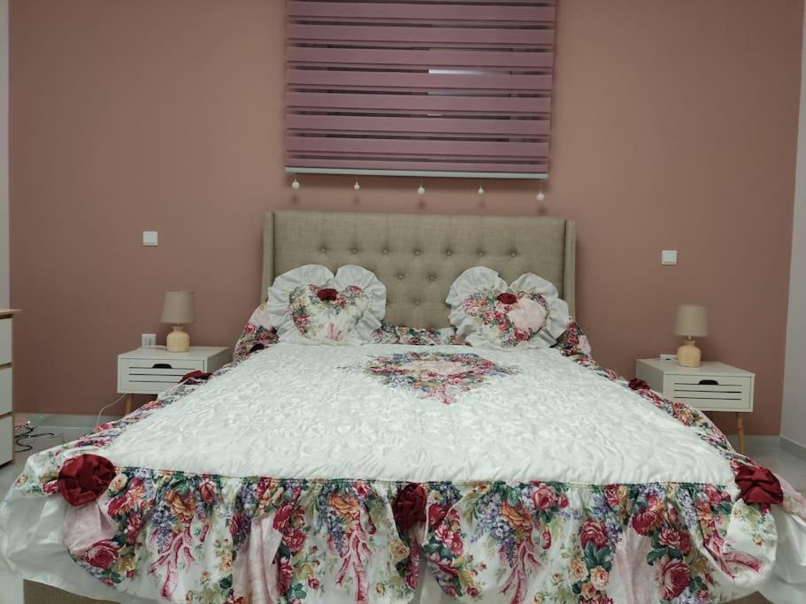 Ebony And Ivory Suites Drosia (Central Greece) Exterior photo