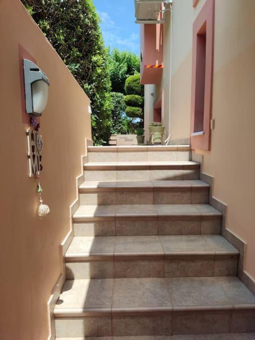 Ebony And Ivory Suites Drosia (Central Greece) Exterior photo
