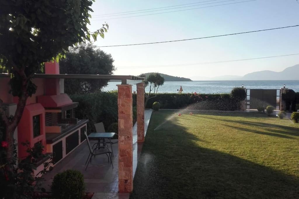 Ebony And Ivory Suites Drosia (Central Greece) Exterior photo